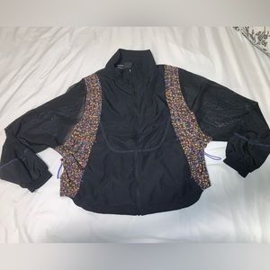 Nike black and floral mesh running jacket size XS